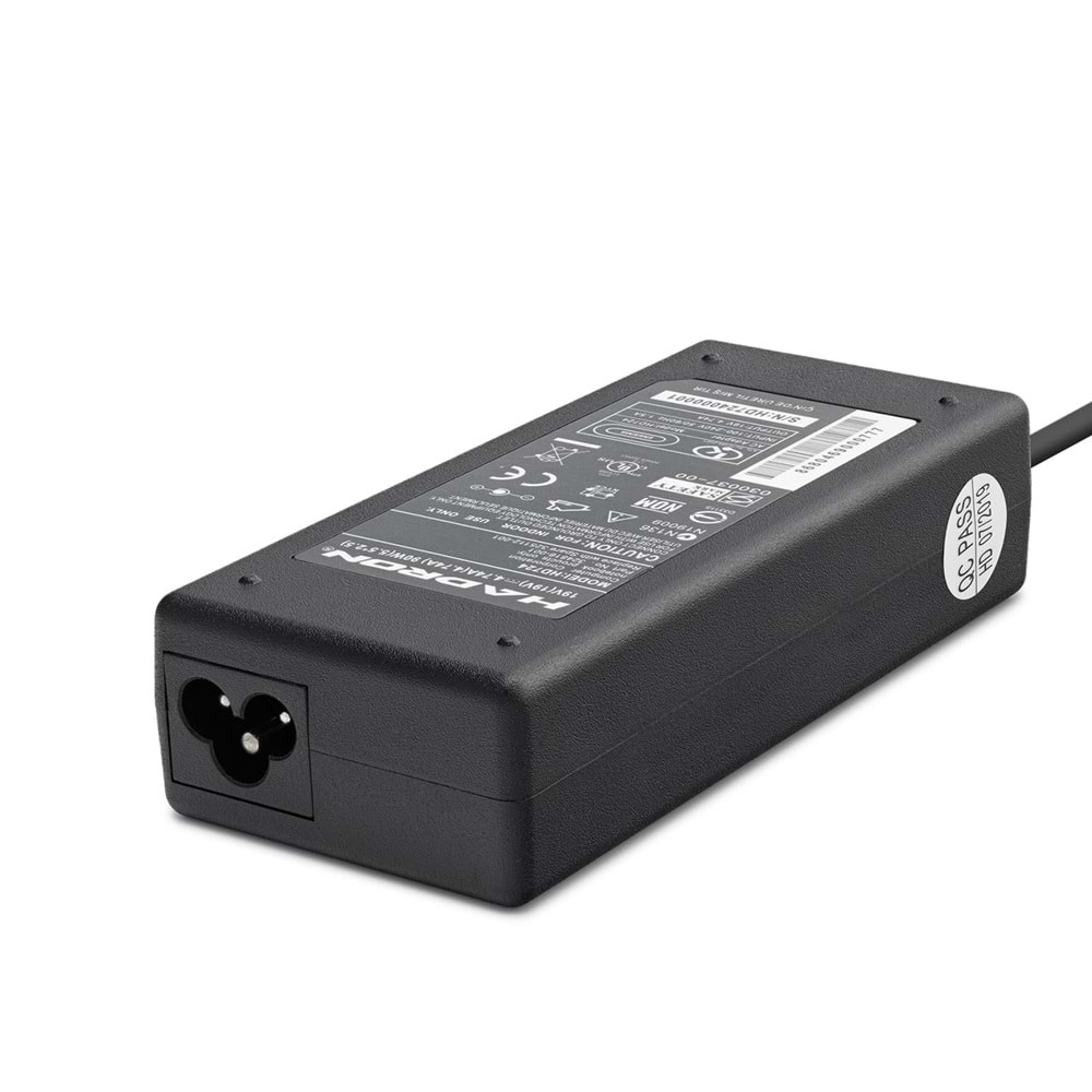 HADRON HD710 Laptop Adaptörü 65W 19V 3.42A 5.5x2.5 mm Siyah